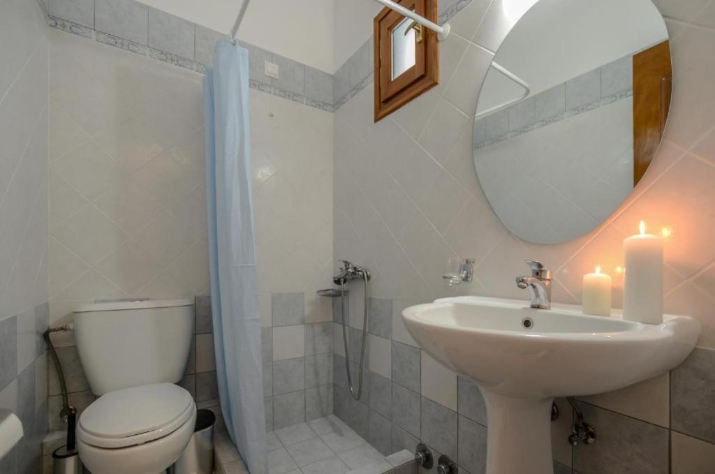 Dolphin Studios Agia Anna (Naxos) Exterior foto